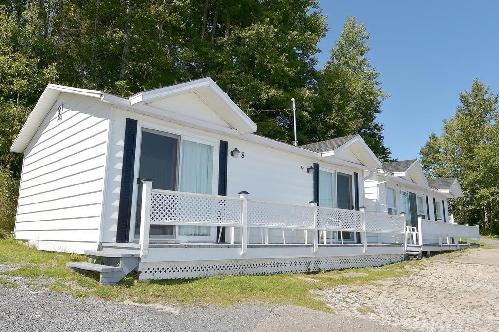 Auberge Sur Mer Charlevoix Saint-Siméon Exteriör bild